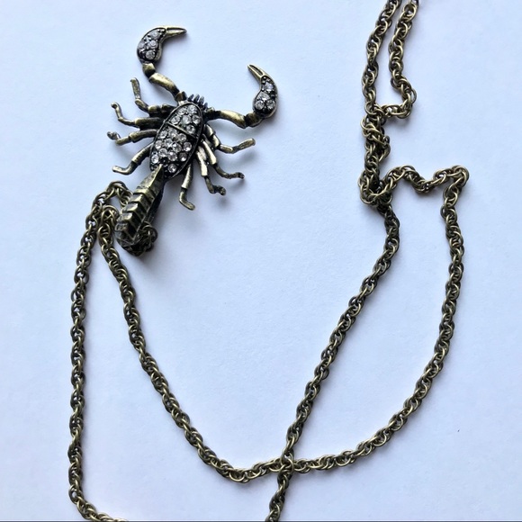 Scorpion Necklace - Picture 1 of 3